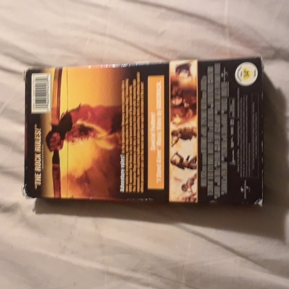 6/$15 The scorpion king Universal VHS video tape - Picture 2 of 7